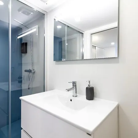 Mouraria's Place - Blue